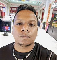 Sam - Male escort in Dubai
