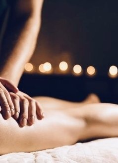 Sam ,Tantra / Erotic Massage Expert - masseur in Dubai Photo 6 of 6