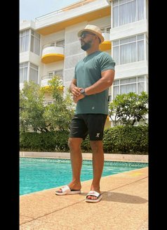 Sam - Male escort in Kolkata Photo 1 of 1