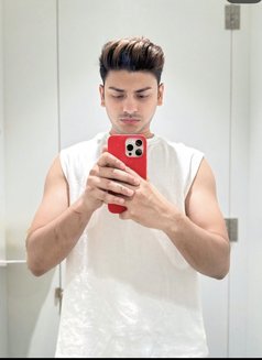Sam - Acompañantes masculino in Kolkata Photo 4 of 5