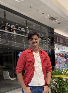 Sam - Acompañantes masculino in Kolkata Photo 5 of 5