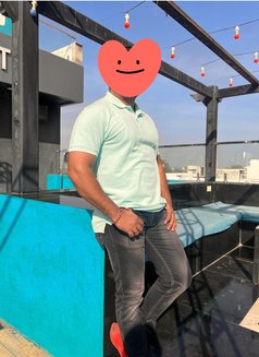 Sam - Acompañantes masculino in Mumbai Photo 5 of 5