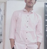 Sam - Male companion in New Delhi