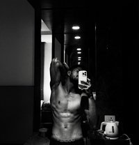 Therapist - Acompañantes masculino in New Delhi