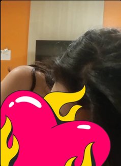 Sam - Male escort in New Delhi Photo 3 of 8