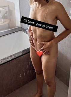 Sam - Male escort in New Delhi Photo 7 of 8