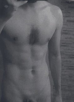 Damn! It's Sam! - Male escort in New Delhi Photo 4 of 4