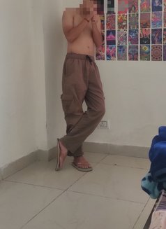 Sam - Male escort in New Delhi Photo 5 of 8
