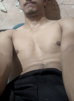 Sam - Male escort in New Delhi Photo 12 of 14