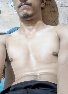 Sam - Male escort in New Delhi Photo 13 of 14