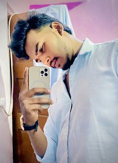 Sam - Acompañantes masculino in New Delhi Photo 2 of 2