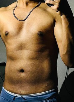 Sam - Male escort in Noida Photo 1 of 2