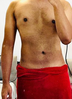 Sam - Male escort in Noida Photo 2 of 2