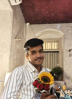 Sam - Male escort in Pune Photo 2 of 2