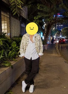 Sam - Male escort in Pune Photo 2 of 5