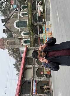 Sam - Male escort in Surat Photo 7 of 8