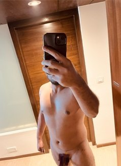 Sam individual account highly discreet - Acompañante masculino in Hyderabad Photo 1 of 3