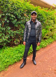 Sam - Acompañantes masculino in Nairobi Photo 5 of 5