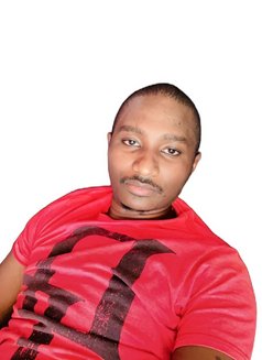 Sam - Male escort in Nairobi Photo 2 of 4