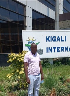 Sam - Male escort in Nairobi Photo 2 of 2