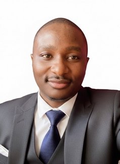 Sam - Male escort in Nairobi Photo 1 of 9