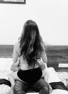 Sam Khan Companion - Male escort in New Delhi Photo 3 of 6