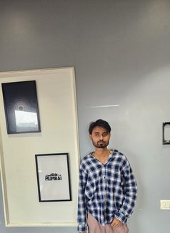 Sam Khan - Male escort in Mumbai Photo 1 of 4