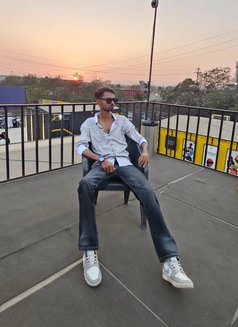 Sam Khan - Male escort in Mumbai Photo 2 of 4