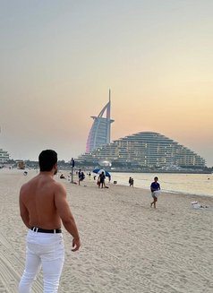 Sam - Acompañantes masculino in Dubai Photo 9 of 10