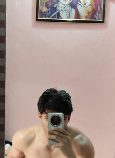 Sam Lover - Male escort in Chennai Photo 1 of 11