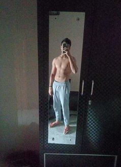 Sam Lover - Male escort in Chennai Photo 7 of 11