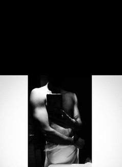 Sam Michael - Male escort in Noida Photo 1 of 4