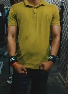 Sam Michael - Male escort in Noida Photo 2 of 4