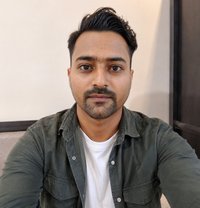 Shahrukh - Male escort in Navi Mumbai