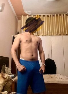 Sam Saluja - Male escort in Dehradun, Uttarakhand Photo 1 of 3