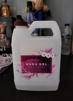 Sam Sam Full service - escort in Dubai Photo 3 of 9