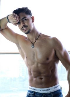 Sam 🥵🥵🌶️Spicy the Best - Male escort in Dubai Photo 6 of 26