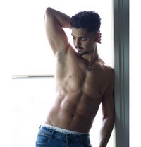 Spicy🥵🌶️ playboy - Acompañantes masculino in Dubai