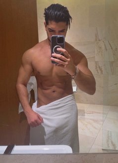 Sam 🥵🥵🌶️Spicy the Best - Male escort in Dubai Photo 3 of 29