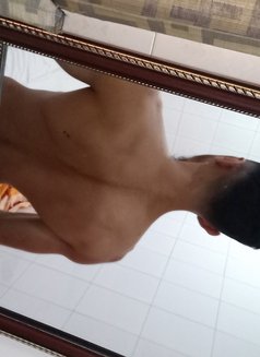 Sam - Acompañantes masculino in Chennai Photo 1 of 2