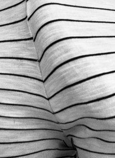 Sam - Male escort in Colombo Photo 5 of 5