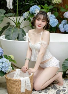 Sam Sukhumvit - escort in Bangkok Photo 1 of 5