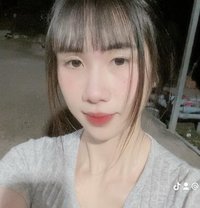 Sam - escort in Mumbai Photo 1 of 4