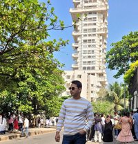 Faizuu muslim boy 7.5 inch horse - Male escort in Mumbai