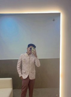 Sam555 - Male adult performer in Mumbai Photo 3 of 5