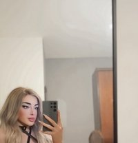 Sama - Acompañantes transexual in Beirut Photo 1 of 4