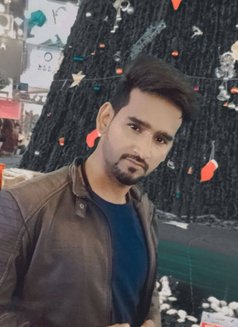 Samad Escort - Male escort in New Delhi Photo 1 of 5
