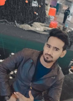 Samad Escort - Male escort in New Delhi Photo 3 of 5