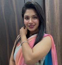 Samaira - puta in Mumbai Photo 1 of 1