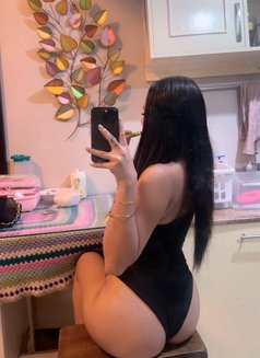 Samantha escort and camshow - escort in Manila Photo 6 of 8